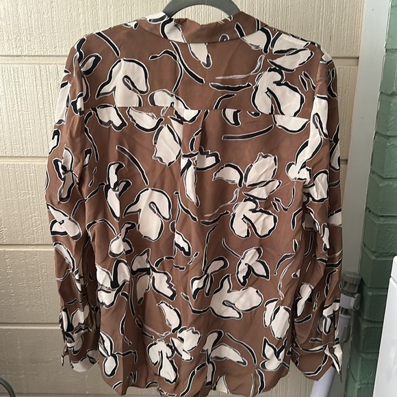 Lafayette 148 New York Silk Scottie Blouse small - Picture 8 of 8